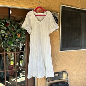 Free People White linen V-Neck Midi Dress